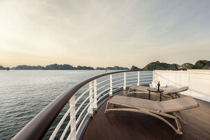 套房 (Ambassador Captain View, Double/Twin) | 露台
