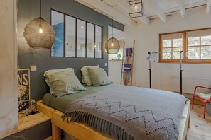 7 chambres, fer et planche à repasser, Wi-Fi gratuit, draps fournis