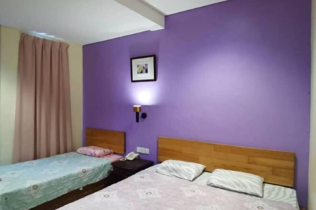 1 dormitorio, tabla de planchar con plancha, wifi gratis y ropa de cama