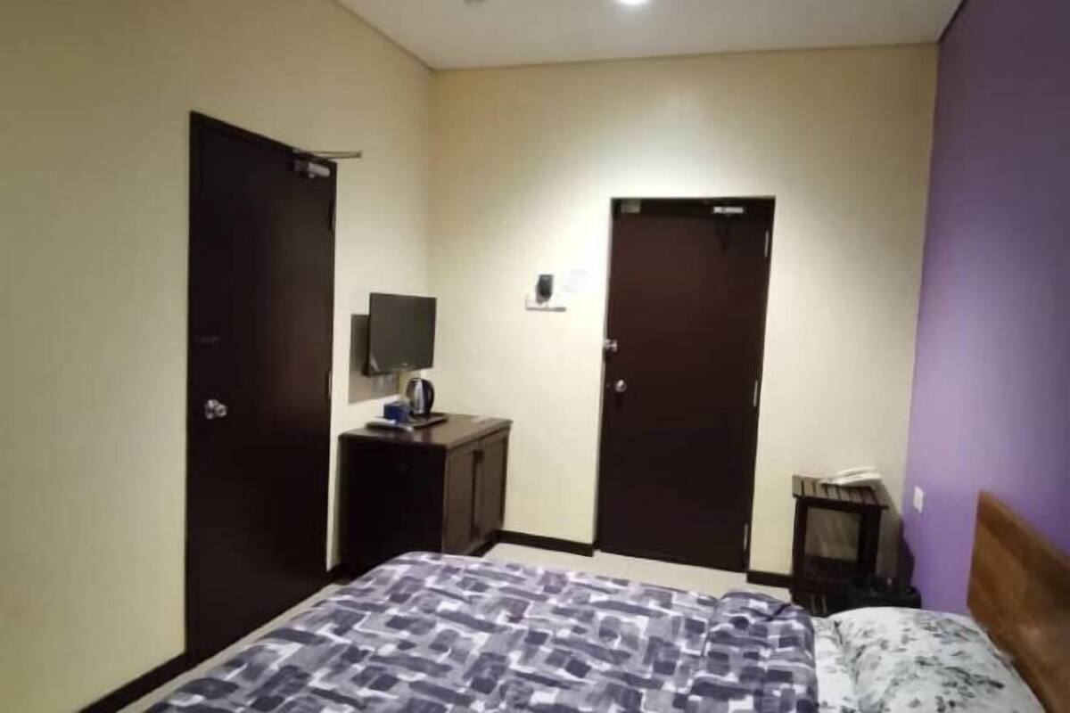 1 dormitorio, tabla de planchar con plancha, wifi gratis y ropa de cama