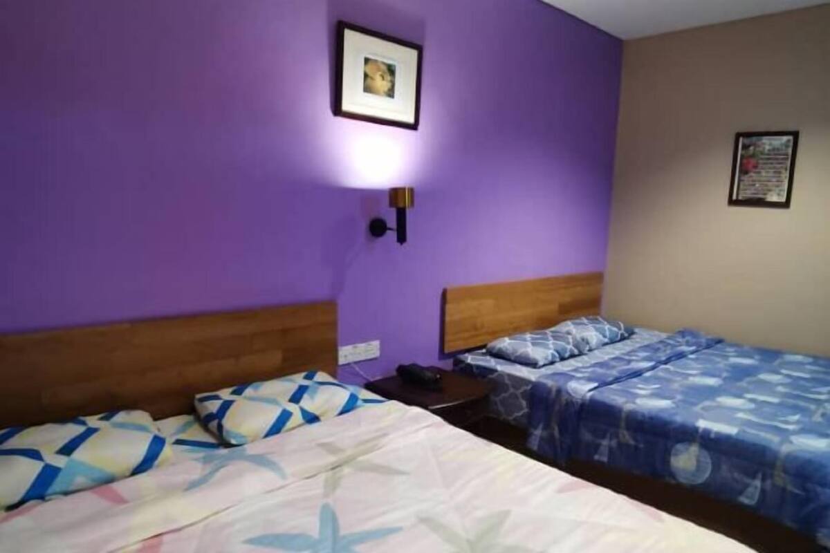 1 dormitorio, tabla de planchar con plancha, wifi gratis y ropa de cama
