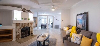 Ginnie Springs Hidden Scuba Oasis Retreat! Only 1 minute from Ginnie Springs