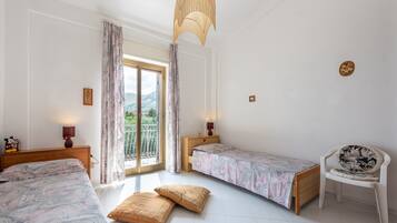 2 bedrooms, bed sheets