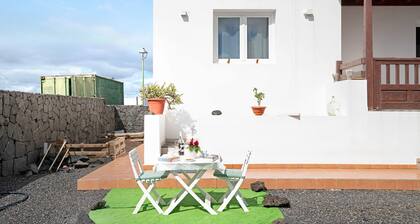Holiday Apartment 'Casa Rosi' with Private Terrace and Wi-Fi