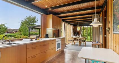 "Morten" - 120m from the sea by Interhome