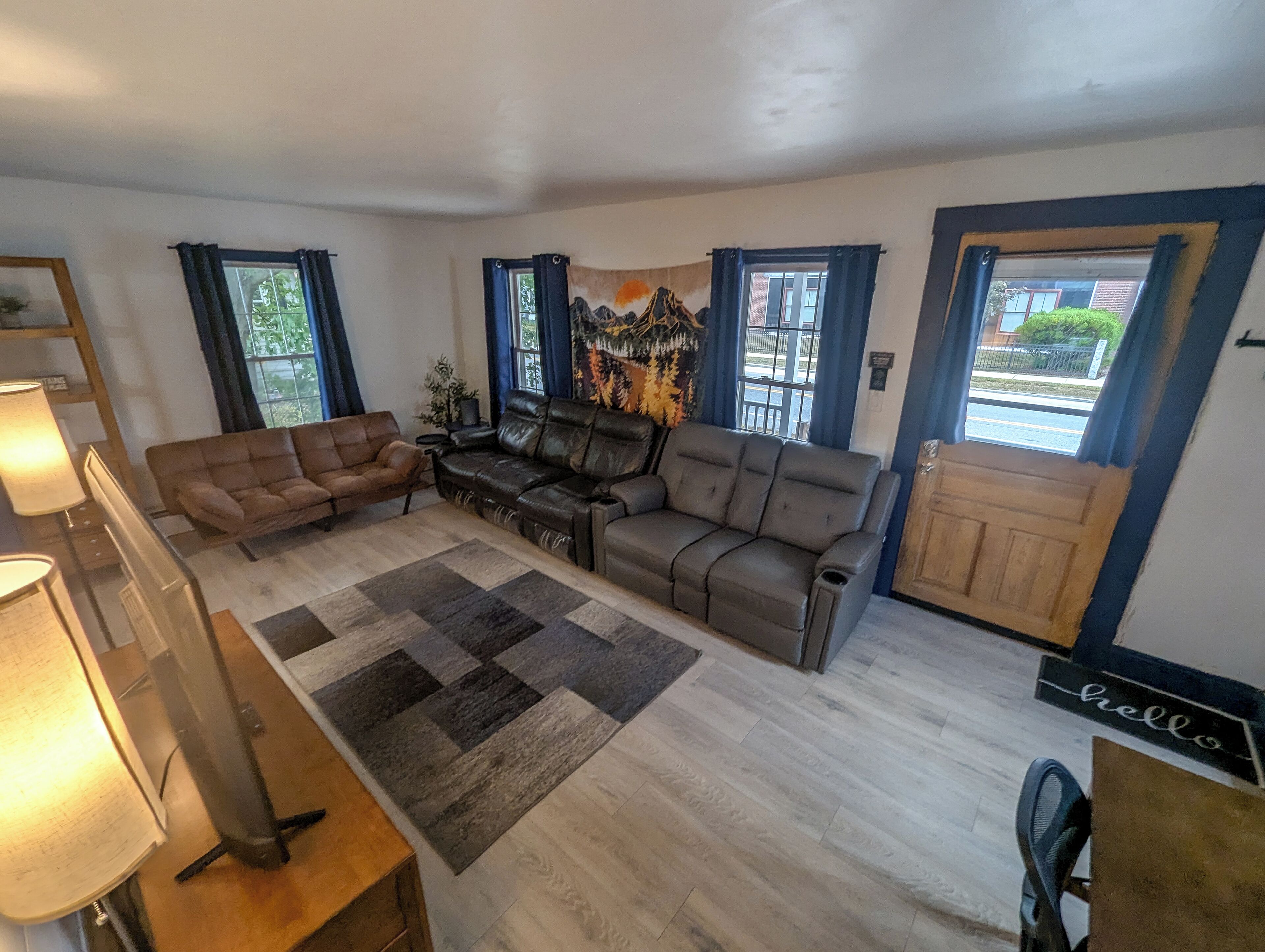 Smart TV, fireplace, video games, ping pong