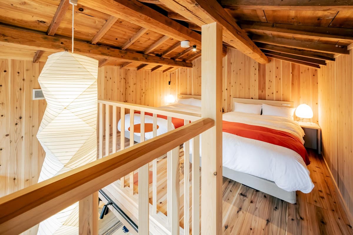 Couette en duvet d'oie, surmatelas, Wi-Fi gratuit, draps fournis