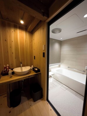 HOTARUBI 103 Vacation Rental, Non Smoking (2.4km from front desk building) | Bathroom - NIPPONIA Miyama Tsurugaoka Mountain Village (Nantan)