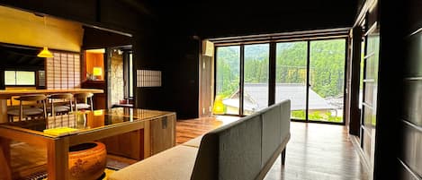 MIZUOTO, Vacation Rental, Non Smoking (4.5km from front desk building) | Down duvets, pillow-top beds, free WiFi, bed sheets