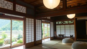 HOTARUBI 101 Room Rental, Non Smoking (2.4km from front desk building) | Down comforters, pillowtop beds, free WiFi, bed sheets