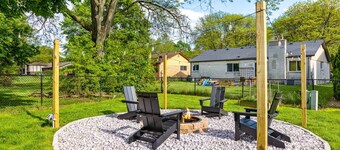Stunning, Cozy & WFH Optimized 4BR/ 2BA! Welcome!