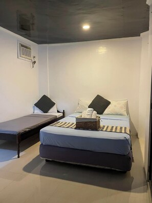 Estudio | Minibar, camas extra y ropa de cama