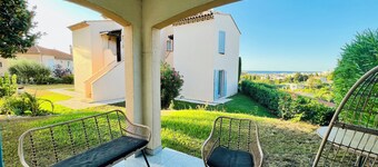 Beau Rez-de-jardin vue Mer, Plage a 10 min à Pied