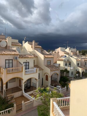 Exterior - Charming year-round villa featuring a private solarium and an adjacent pool. Perfect for pet owners (Playa Flamenca)