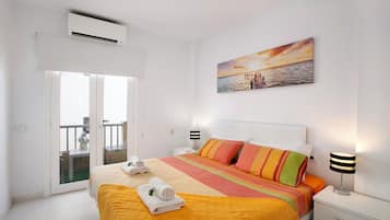 2 makuuhuonetta, silitysrauta/-lauta, ilmainen Wi-Fi, vuodevaatteet