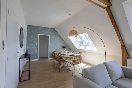 Interior. Apartment 'Appartement Centre - La Gacilly' with Wi-Fi
