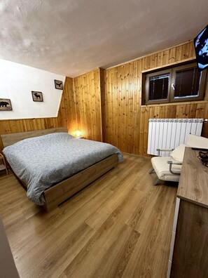 2 bedrooms, free WiFi, bed sheets - Vacation Home "Residence Fonte Eremita" with Mountain View, Shared Garden & Wi-Fi (Roccaraso)