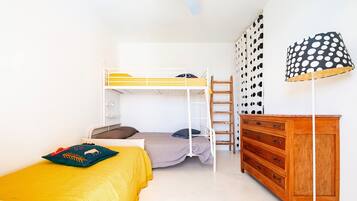 2 camere, ferro/asse da stiro, Wi-Fi gratuito, lenzuola