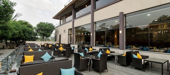 Freesia Resort by Express Inn