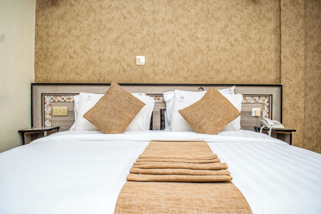 Deluxe Double Room | Desk, laptop workspace, free WiFi