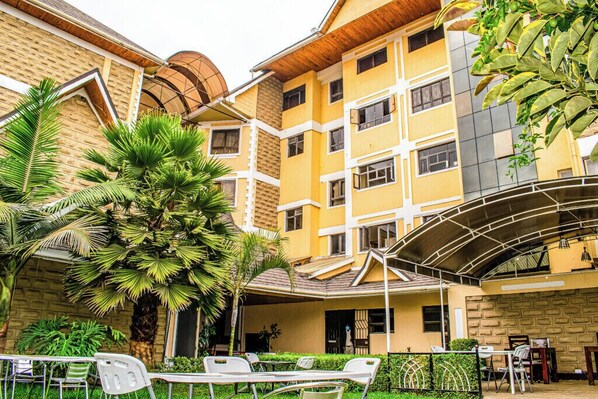 Exterior - Astorian Grand Hotel (Naivasha)