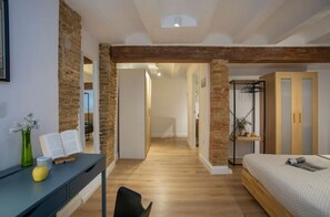 2 Schlafzimmer, Bügeleisen/Bügelbrett, WLAN, Bettwäsche