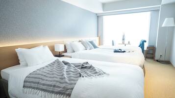 Colchones con pillow-top, cortinas blackout y sistema de insonorización