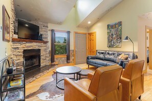 Smart TV, fireplace, offices