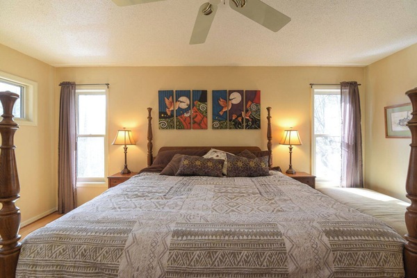 3 makuuhuonetta, silitysrauta/-lauta, ilmainen Wi-Fi, vuodevaatteet