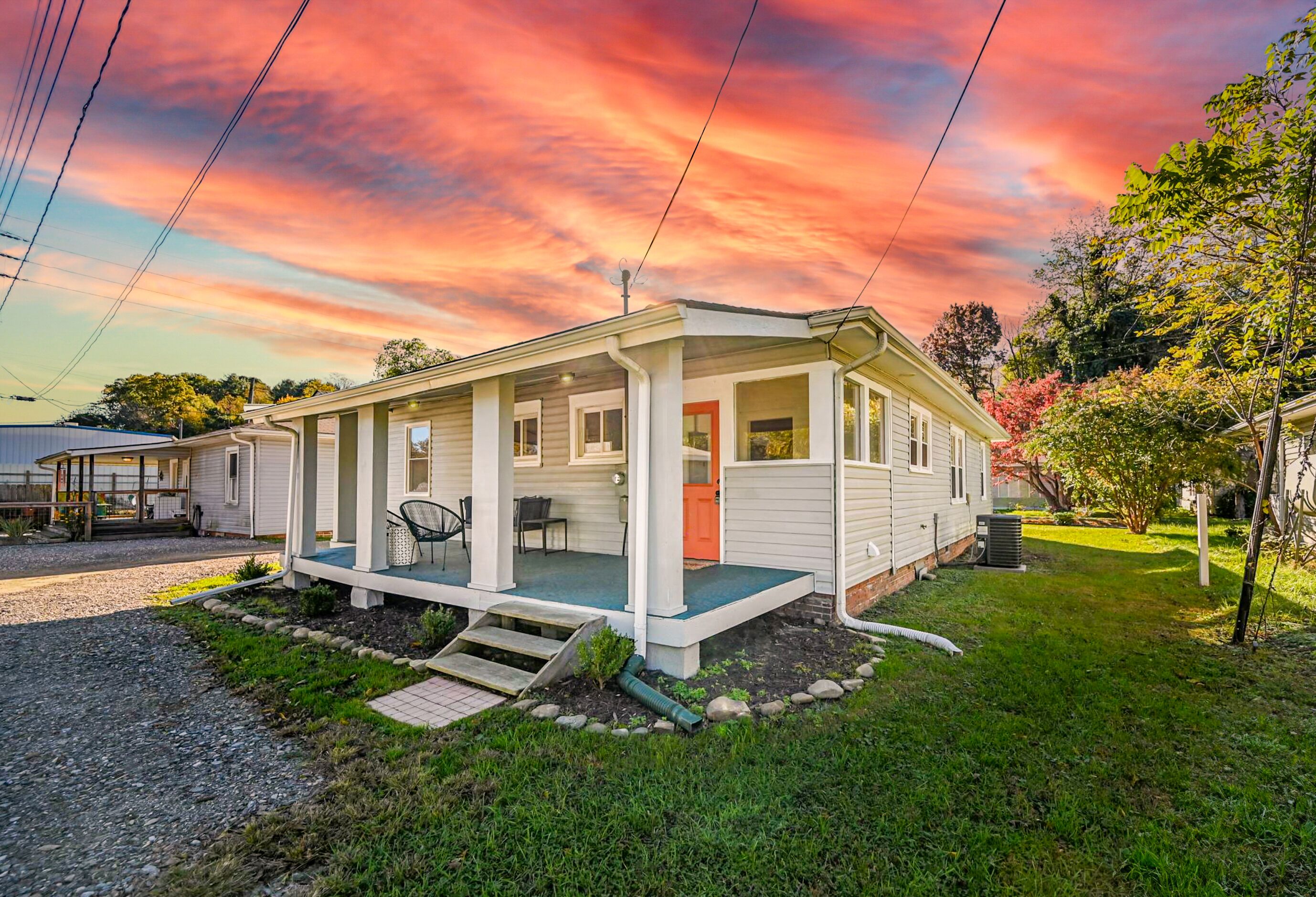 Sweet Carolina by AvantStay | Near Black Mountain