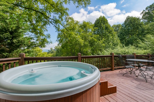 Welcome to Mountain Gem, your two-story log cabin with cathedral ceilings!