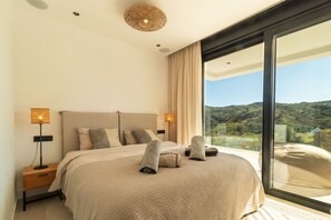 4 Schlafzimmer, Bügeleisen/Bügelbrett, Reisekinderbett, kostenloses WLAN