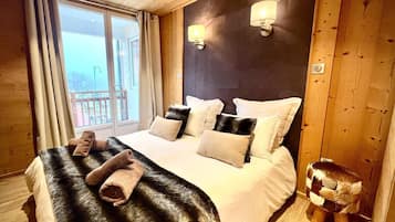 3 chambres, fer et planche à repasser, lit parapluie, Wi-Fi gratuit