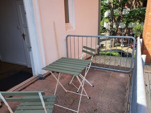 Ulkoruokailutilat