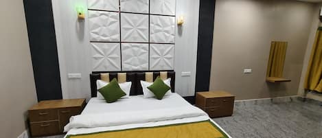 Chambre Deluxe | Chambres insonorisées, Wi-Fi gratuit, draps fournis