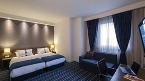 Deluxe Triple Room - FEZ INN Hotel (Istanbul)
