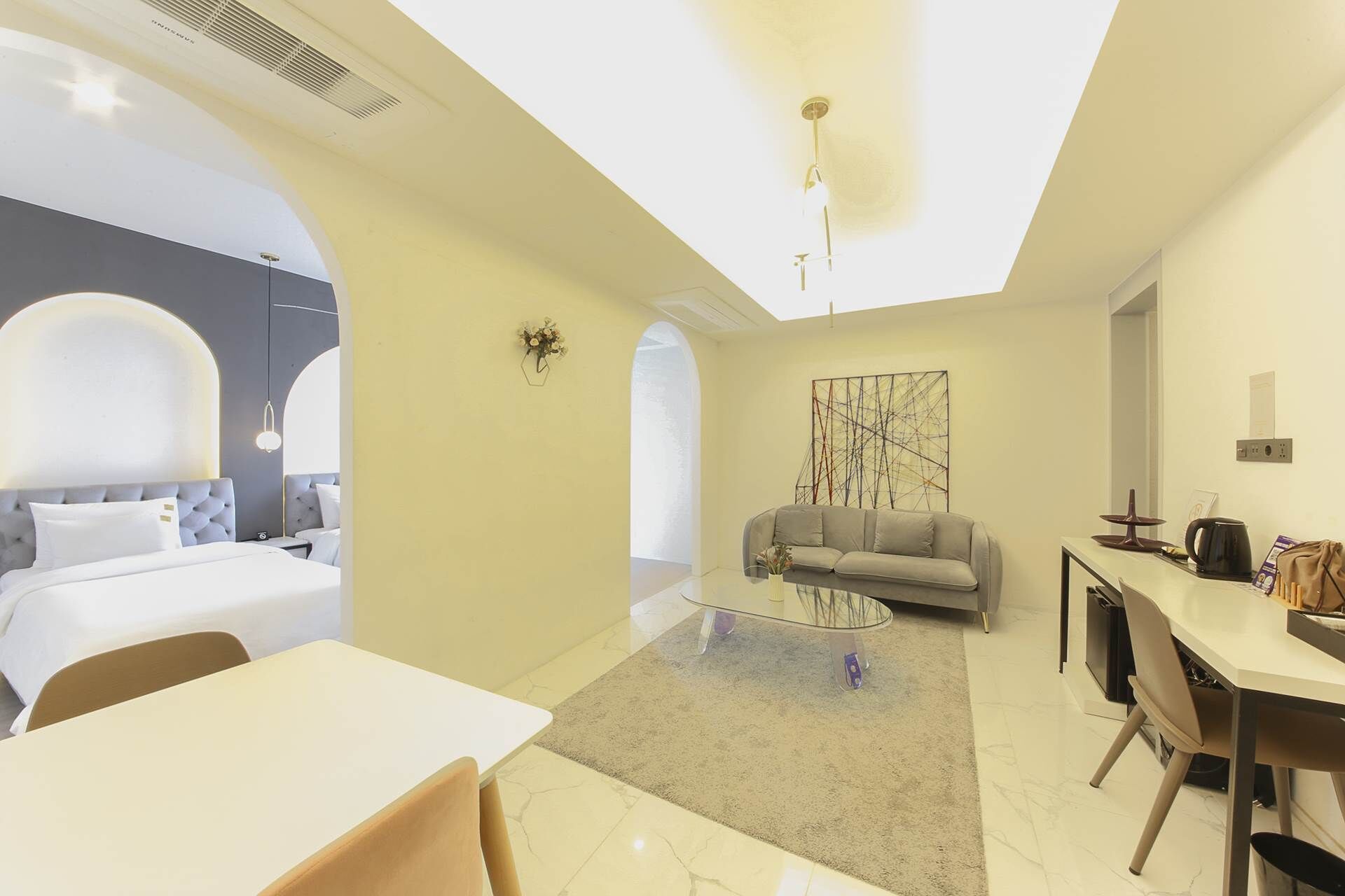 Family Twin Room, 1 Bedroom, Non Smoking, River View | Living area | 50-inch flat-screen TV with cable channels, Netflix, pay films