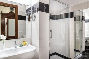 Bathroom - Saint George's House Apartments & SPA  (Pachino)