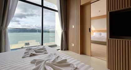 Borneotel The Shore KK by CHG