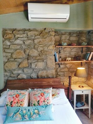 Romantic Room - Ilios Gokceada (Gökçeada)