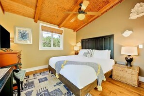 2 Schlafzimmer, Schreibtisch, Bügeleisen/Bügelbrett, Reisekinderbett