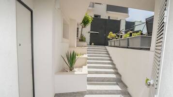 Enceinte de lâhĂ©bergement