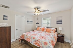 2 chambres, bureau, fer et planche à repasser, Wi-Fi