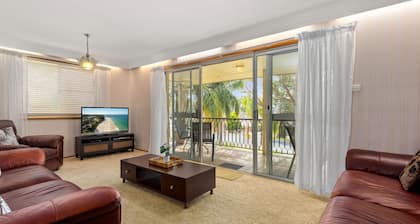 Minerva Beach House by Experience Jervis Bay