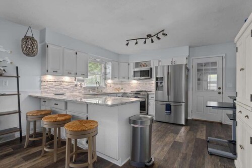 Stay & Play_Gaming Suite_Sparkwire_Sleeps 10