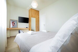 3 soverom, reiseseng for barn, internettilgang og sengetøy