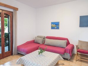 テレビ、書斎 / ワークスペース