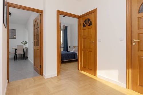 Wojciechowskiego 39 | Beautiful Apartment | Desk