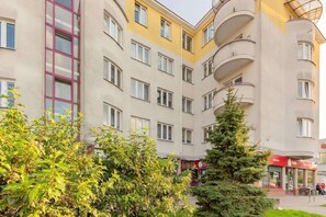 Exterior - Wojciechowskiego 39 | Beautiful Apartment | Desk (Warszawa)