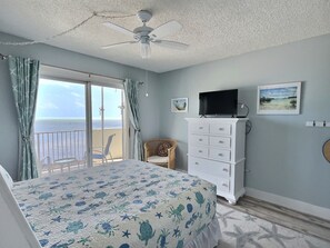 2 bedrooms, iron/ironing board, travel cot, WiFi - Ocean View Delight | Sea Gulls 310 ~ Monthly Rental (Tavernier)